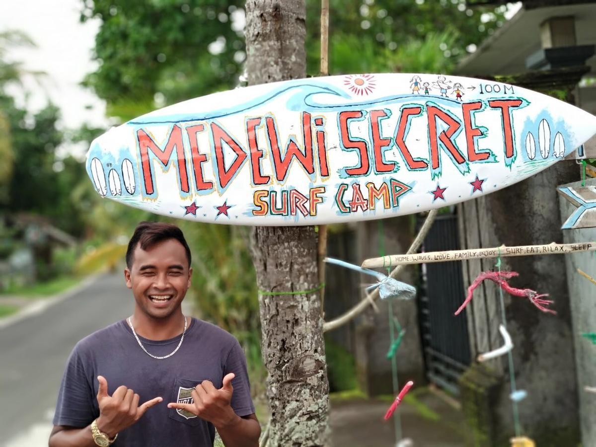 Hotel Medewi Secret Surfcamp Pulukan Exterior foto